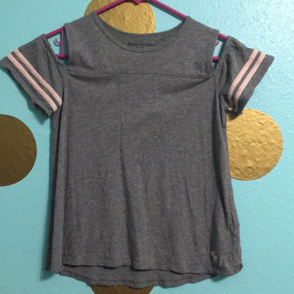 Abercrombie kids cold shoulder tee shirt